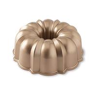 Nordic Ware Molde original de 12 tazas, molde de aluminio fundido original, molde para tartas con patrón estriado, molde para tartas fabricado en los Estados Unidos, color: caramelo