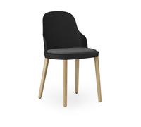 Normann Copenhagen Silla Allez con cojín y patas de roble Black