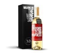 «¿Nos conocemos? No es una pregunta es una propuesta» Mensaje en una Botella. Vino Blanco Premium Verdejo Joven + Gift Box. Etiqueta Roja PERSONALIZABLE