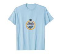 Novato de Primer Grado: Adorable Emblema Escolar para niños Camiseta, Hombre, Azul Bebé, M