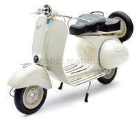 Nuevo Ray 49273 1/6 Vespa 150 VL1T