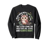 Nunca discutas con una Chica Corta Que Tiene una A, Bonito diseño de búho Sudadera
