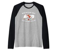 Nunca le preguntes a una Dama sobre el tamaño de su Hilo para Tejer Camiseta Manga Raglan