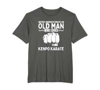 Nunca subestimes a un anciano que ama el karate Kenpo Camiseta