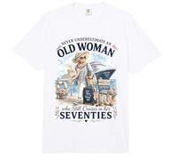 Nunca Subestimes a una anciana Que Sigue navegando en Sus Setenta años Comfort Colors Adult Heavyweight T-Shirt