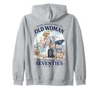 Nunca Subestimes a una anciana Que Sigue navegando en Sus Setenta años Sudadera con Capucha