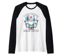 Nurse and Coffee GNOME Funny Saying This Nurse Needs Coffee Camiseta Manga Raglan