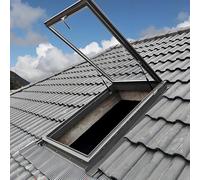 OAKVYNE Claraboya Manual De Aleación De Aluminio, Ventana De Techo Clara para Áticos, Entrada De Sol Y Puerta De Iluminación Subterránea, Vidrio Doble Aislante, LxA(80x50cm/31.5x19.7in)