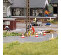 Obras En La Carretera Con Hombre En Trabajo Y Accesorios HO/OO Gauge Busch 7801