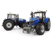 Universal Hobbies MASSEY FERGUSON TRACTOR SET 2X MF8260 y MF7726S 7123