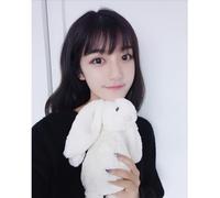 OKUMEYR Flequillo Falso Clip Cabello Negro Fino para Mujeres Extensiones Naturales Resistentes al Calor Uso Diario Peinados Versátiles Fibra Mate Realista
