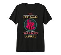 Old Man Who Loves Snakes and Was Born In April Birthday Camiseta Premium