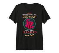 Old Man Who Loves Snakes and Was Born In May Birthday Camiseta Premium