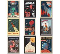 Olivia Samuel Arte de pared espacial de tamaño A4, 9 unidades, en tarjeta gruesa de 350 g/m², diseño de astronauta, estilo retro, sin marco, diseño de póster