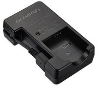Om system uc-92 cargador para baterías li-90b/li-92b ? compatible c