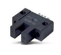 OMRON EE-SX672A Fotomicrosensor, T-Shap Transm, Photo IC TRNS Light-ON/DRK-ON NPN O.C. Salida de control 24V 100mA, Resp f: 3KHz, LED 940nm, Apt 0.8mm, d 5mm