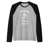 On The Way to Make The Vibes Weird. Viking Frog on Cat Camiseta Manga Raglan