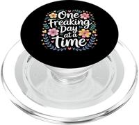 One Freaking Day At A Time Sarcasmo de Supervivencia - PopSockets PopGrip para MagSafe