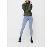 Only Plumífero de mujer corto con capucha. Verde 34/XS