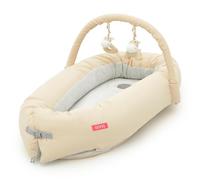 ONNA | Nido Aura para Bebés de 0 a 6 Meses | Con Arco de Juegos | Reposacabezas Transpirable Antiplagiocefalia | Evolutivo y Desmontable | Interior de algodón (Sand)