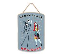 Open Road Brands Disney The Nightmare Before Christmas Merry Scary Holidays Colgantes de madera para colgar en la pared, letrero divertido de Jack y Sally para decoración del hogar