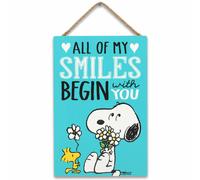 Open Road Brands Peanuts Snoopy All My Smiles Begin with You Decoraci n de pared de madera colgante Lindo letrero de Snoopy Gran idea de regalo