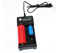 OPPWONG Cargador de Batería Portátil de Carga Rápida con 2 Ranuras Tamaño Mini Estructura Compacta Indicador Rojo/Verde Adecuado para 18500 18350 16340 14500 26650 (como se Muestra)