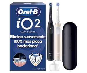 Oral-B iO2 Cepillos de Dientes Eléctricos, Negro y Rosa, Pack de 2, 2 Cabezales - Cepillo Dental Oral B con 3 Modos de Cepillado, Sensor de Presión, Batería de Larga Duración Y Estuche de Viaje