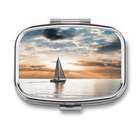 Organizador semanal de píldoras AM/PM de Sailing Boat on The Sea. Organizadores de pastillas de viaje compactos y portátiles impermeables. Pastillero pequeño para soporte de medicamentos para
