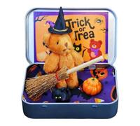 Oso de Halloween en una caja para truco o trato, caja de bruja en miniatura de osos pequeños, hecho a mano un bea-r con manta de bruja