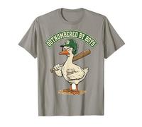 Outnumbered by Boys Mom Goose Baseball Mama Camiseta