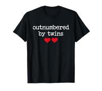 Outnumbered by Twins Boys Girls Dad Soon to Be Mom Pregnancy Camiseta