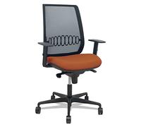 Piqueras y Crespo – Silla de oficina Alares Sincro – Malla negra, asiento marrón, brazo regulable