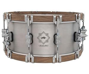 Pacific Drums Concept Select Metal Snare, caja de metal, 14" x 6,5", aros de nogal y aluminio de 3 mm