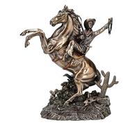 Pacific Giftware Figura de vaquero en caballo ascendente con lazo de 25,5 cm, decoración occidental, paisaje de pradera con cactus y calavera