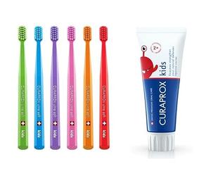 Pack Curaprox 1 unidad cepillo kids (color aleatorio) y 1 unidad Pasta dientes para niños sabor Fresa +2 años
