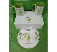 Packs para Regalar a Padres y Madres PRIMERIZOS Kit Babero + 2 Tazas + 2 Llaveros REGALO RECIÉN NACIDO PADRE MADRE REGALO PRIMERIZOS (VERDE COCHECITO
