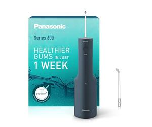 Panasonic Serie 600 Irrigador Bucal Ultrasónico EW-DJ66-A303, Irrigador Bucal para Dientes, 200 ml, IPX7, 2 Boquillas Ultrasónicas, 5 Presiónes, Accesorio de Viaje, Azul Marino