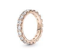 Pandora Anillo con un recubrimiento en oro rosa de 14k Eternity Brillante 180050C01 54