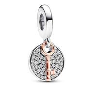Pandora Moments Colgante con diseño de llave de plata de ley y chapado en oro rosa de 14 quilates con circonitas cúbicas transparentes