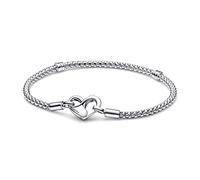 Pandora Moments Pulsera de plata de ley con tachuelas y cierre de corazón