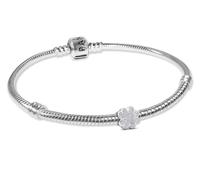PANDORA Pulsera de mujer con mini charm de trébol de cuatro hojas, acabado mate, plata 925, lote de joyas, amuleto de la suerte 21508 19 cm