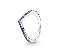 Pandora Timeless Anillo centelleante azul con diseño de hueso de plata de ley con cristales azul estelar, talla 58