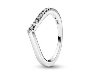PANDORA Timeless Anillo con diseño de hueso de la suerte y mitad centelleante de plata de ley con circonitas cúbicas transparentes