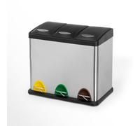 Papelera de reciclaje con 3 compartimentos de 8 litros. Cuerpo de acero inoxidable. Incluye 3 cubos interiores de polipropileno extraíbles con asa. Medidas: 46x27x40 cm.