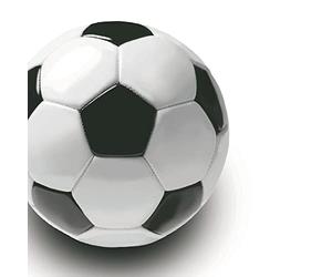 Papstar 11380 50 Servilletas, 3 capas, pliegue 1/4, 33 cm x 33 cm, diseño de fútbol, color blanco y negro