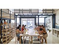 Para 1 persona: taller de cerámica con dos copas de vino/refresco o cerveza - sábados de 18 a 20 h