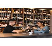 Para 2: cata prémium de 4 vinos blancos y tintos tabla de queso con frutos secos y almogrote canario