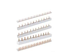 Para divisor de peine eléctrico compatible con DPN con un diseño aislado seguro y capacidades de conexión eficientes de hasta 63 A (E)