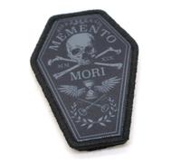 Parche Memento Mori Morale de calavera y huesos cruzados, tela táctica, chaleco bordado, insignia de ataúd, 8 cm x 5 cm, parches militares de las fuerzas de airsoft